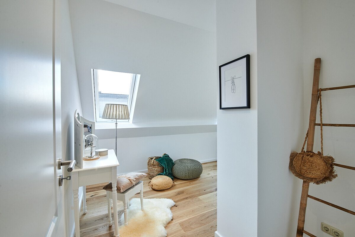 2nd children's room