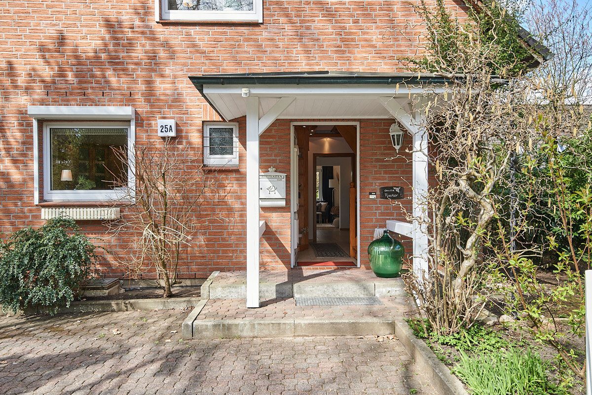 Inviting front entrance