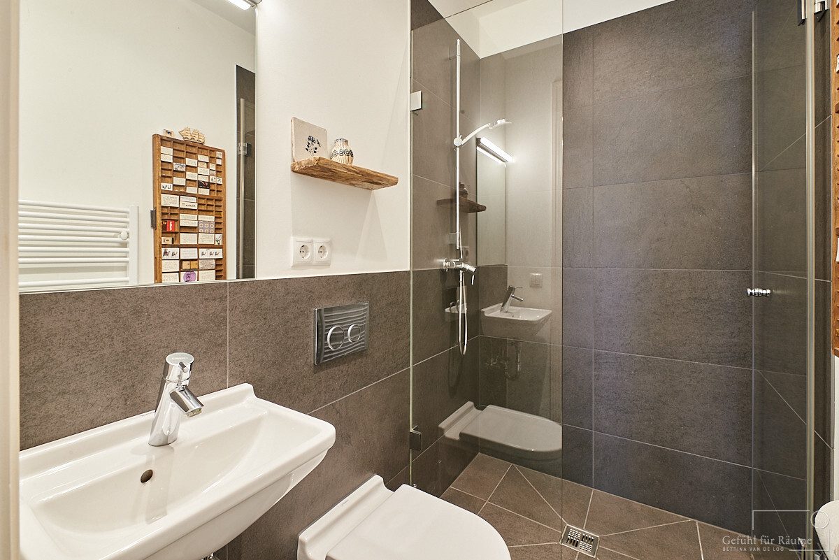 Duschbad / Gäste-WC im 5. Geschoss