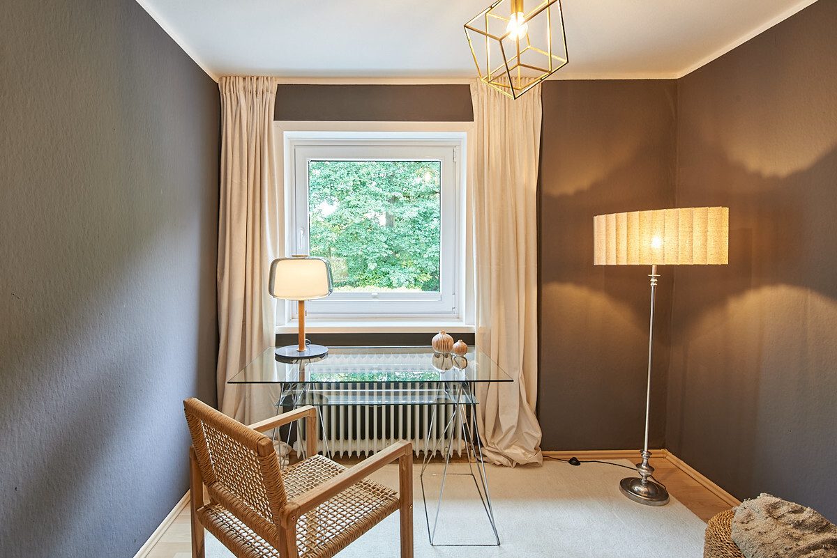smallest room in the house for a home office