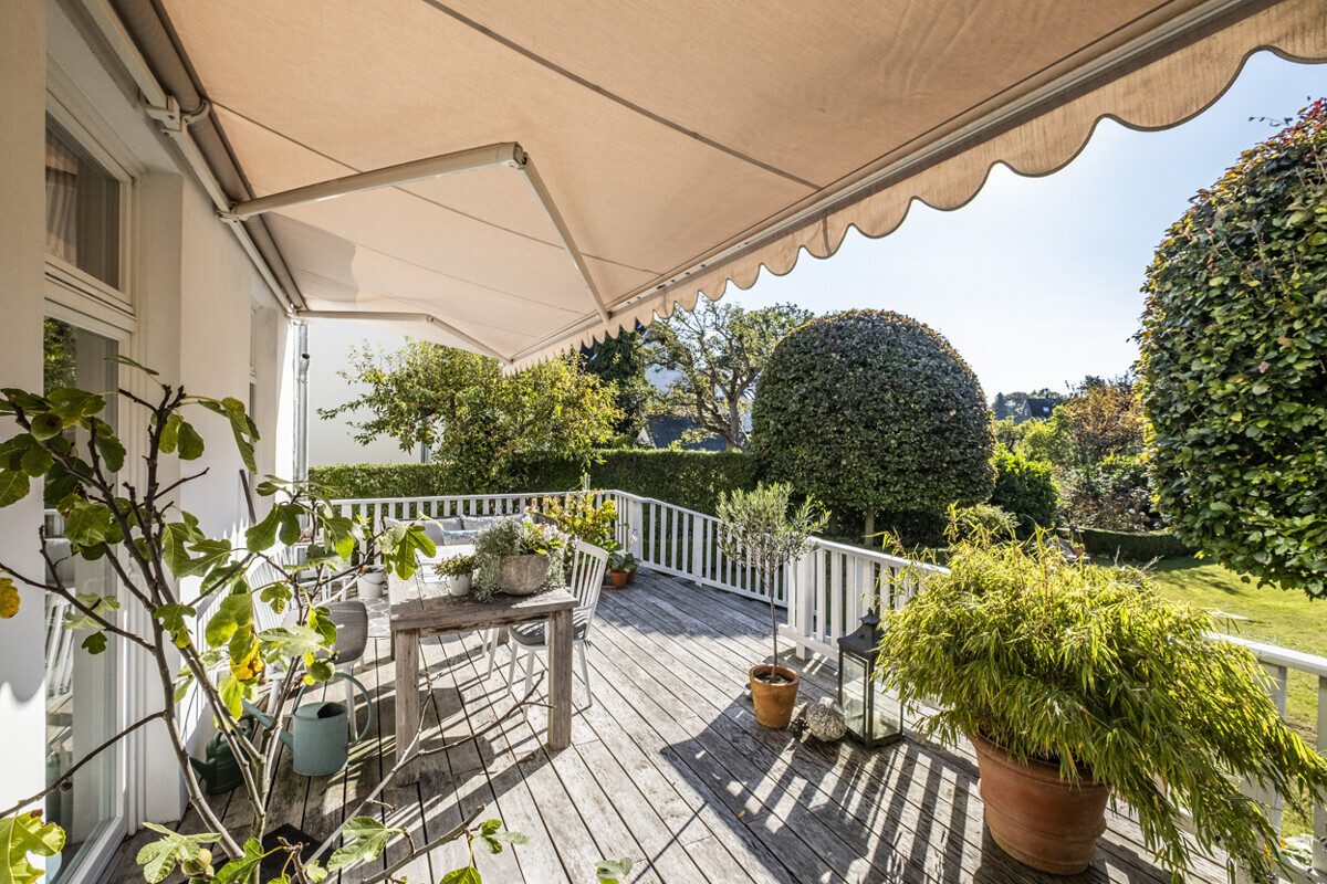 Terrace atmosphere